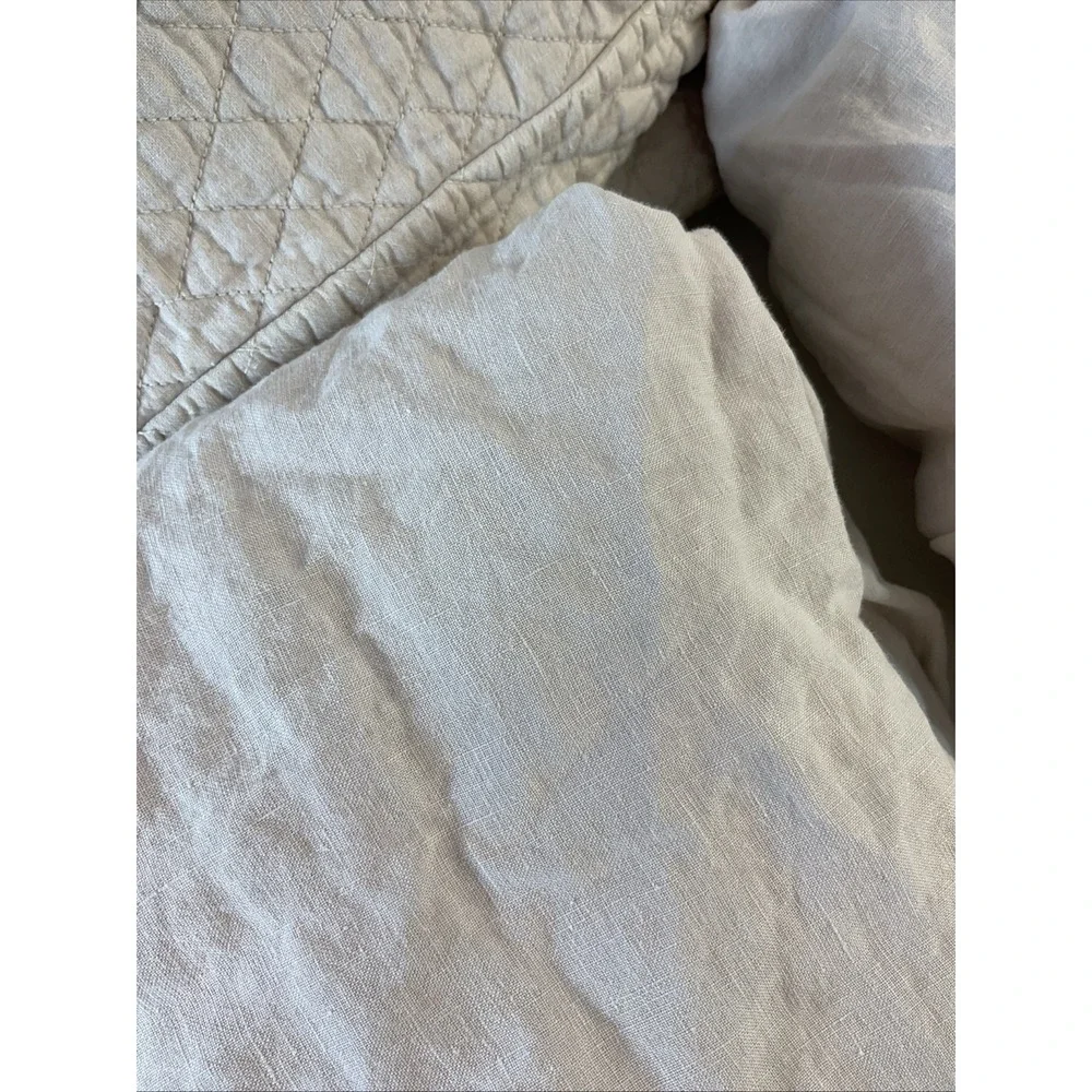 Bella Notte Grey / tan 100% linen Queen quilted coverlet/ bedspread + bed skirt